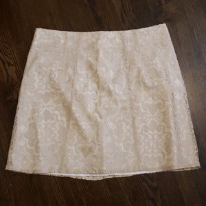 Lace skirt